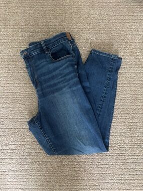 American Eagle Next Level Stretch High Rise Skinny Jeans Size 18
